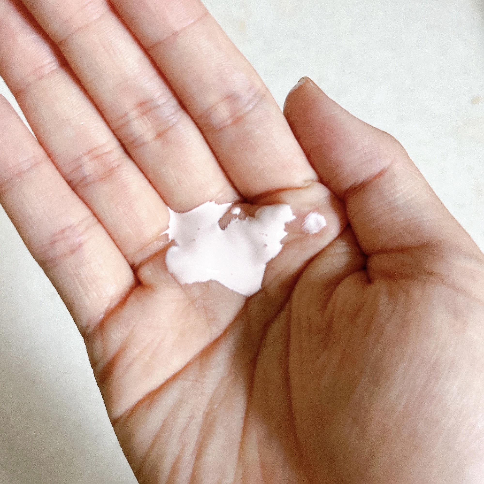 アワーヴィーガン サンプルイド グロー/manyo/化粧下地を使ったクチコミ（2枚目）