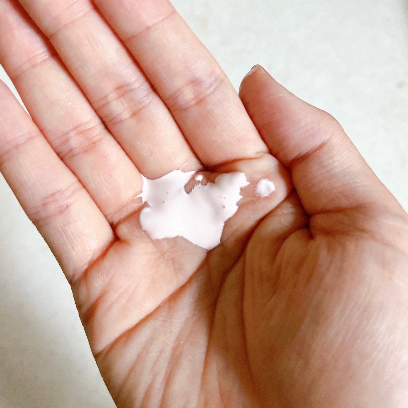 アワーヴィーガン サンプルイド グロー/manyo/化粧下地を使ったクチコミ(2枚目)