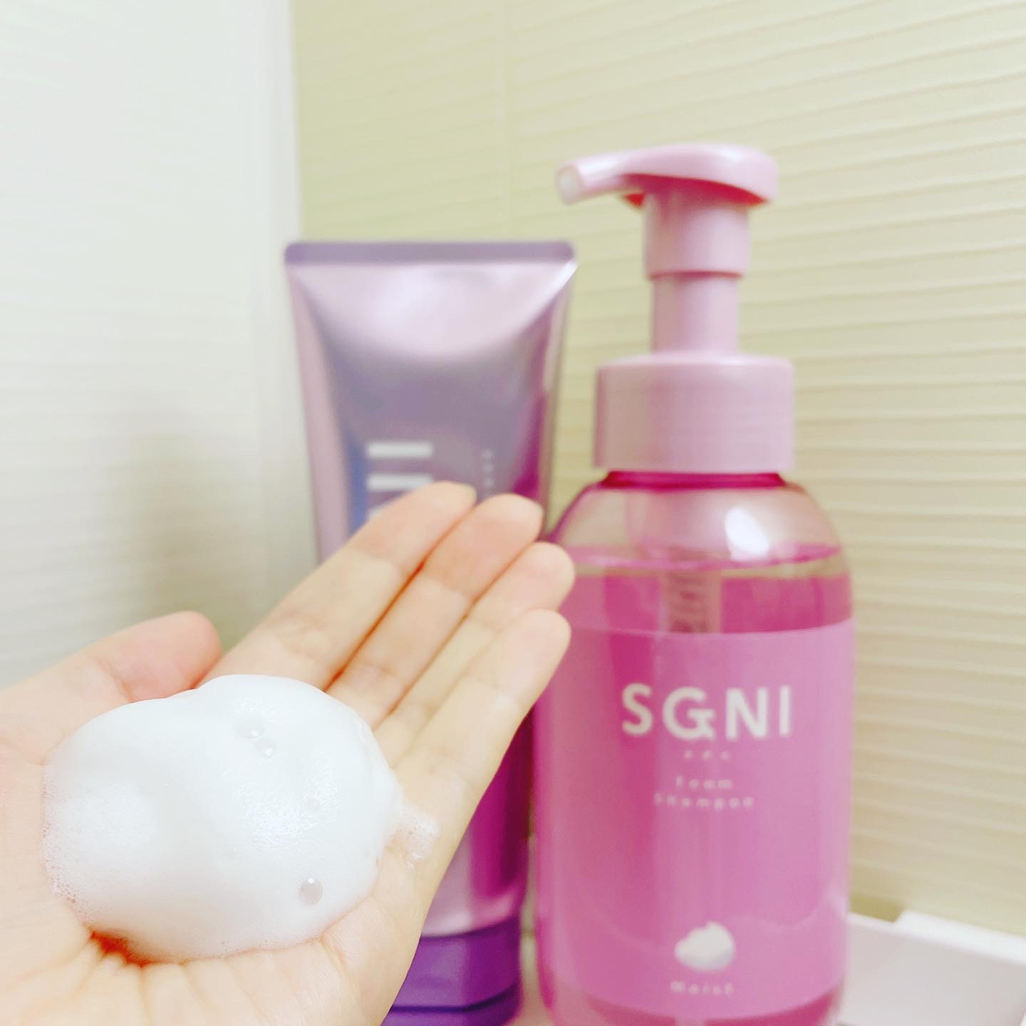 モイスト泡シャンプー〈フローラルムスクの香り〉/SGNI/市販シャンプーを使ったクチコミ（2枚目）