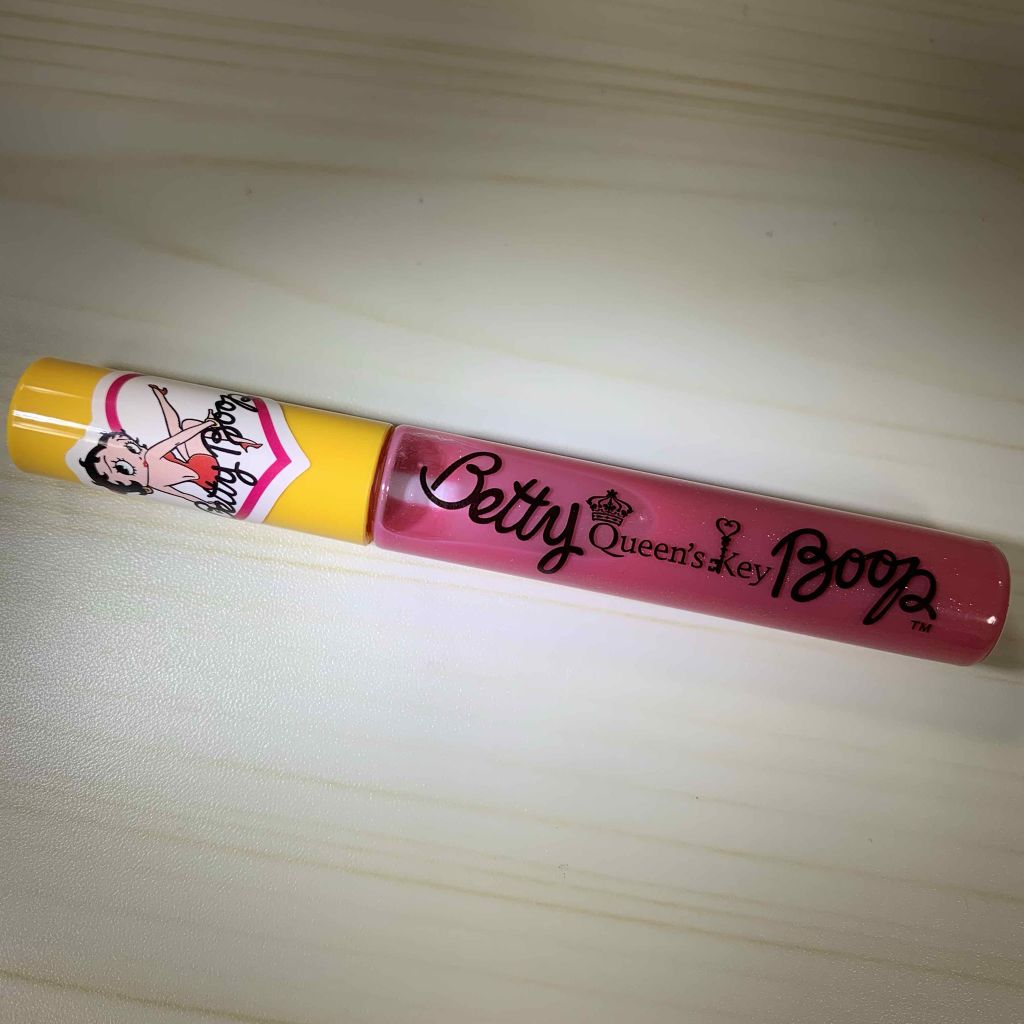 クリスタルグロス/Queen's Key(クイーンズキー)/リップグロスを使ったクチコミ(1枚目)