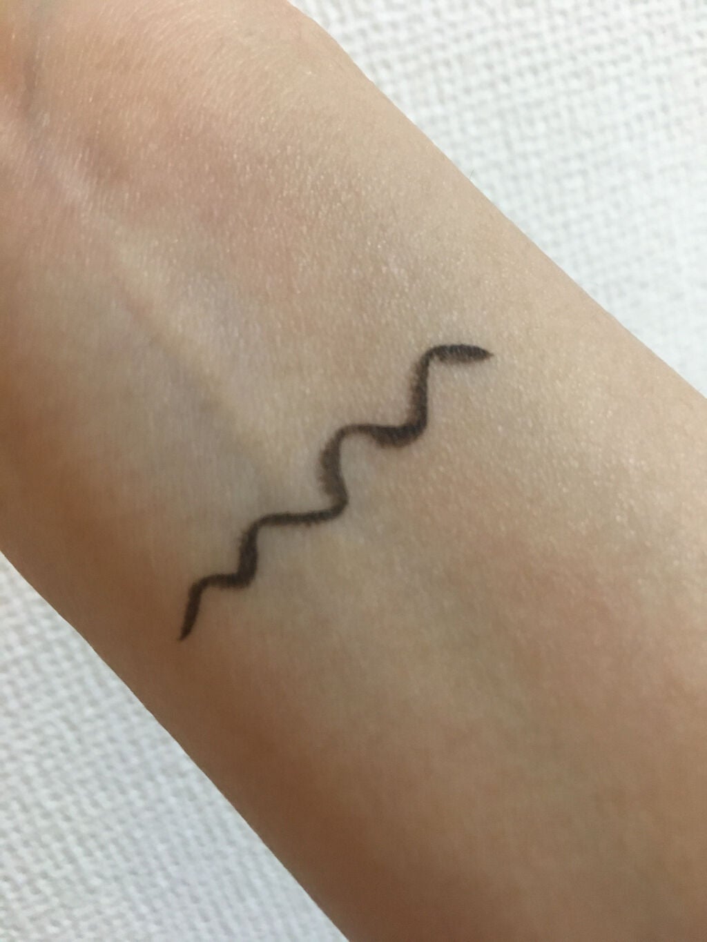 コンシャスライナーカラー/KATE/リキッドアイライナーを使ったクチコミ(2枚目)