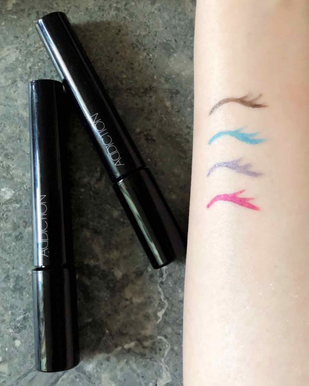 EYE OPENING LINER/UZU BY FLOWFUSHI/リキッドアイライナーを使ったクチコミ（3枚目）