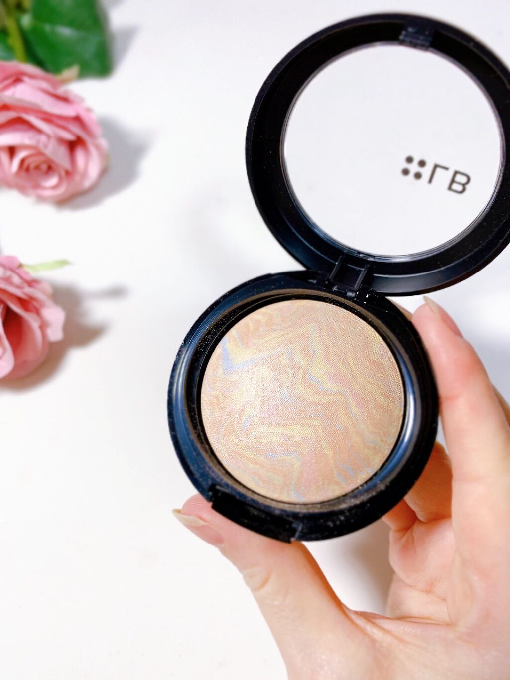 マーブルハイライター/LB/パウダーチークを使ったクチコミ(4枚目)