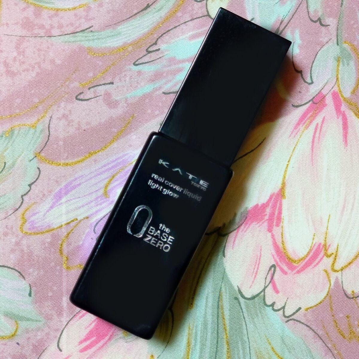 リアルカバーリキッド(ライトグロウ)/KATE/リキッドファンデーションを使ったクチコミ(1枚目)