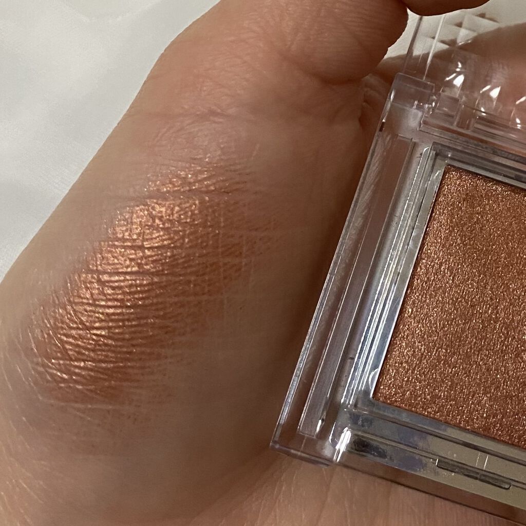 シングルカラーアイシャドウ/CEZANNE/単色アイシャドウを使ったクチコミ（2枚目）