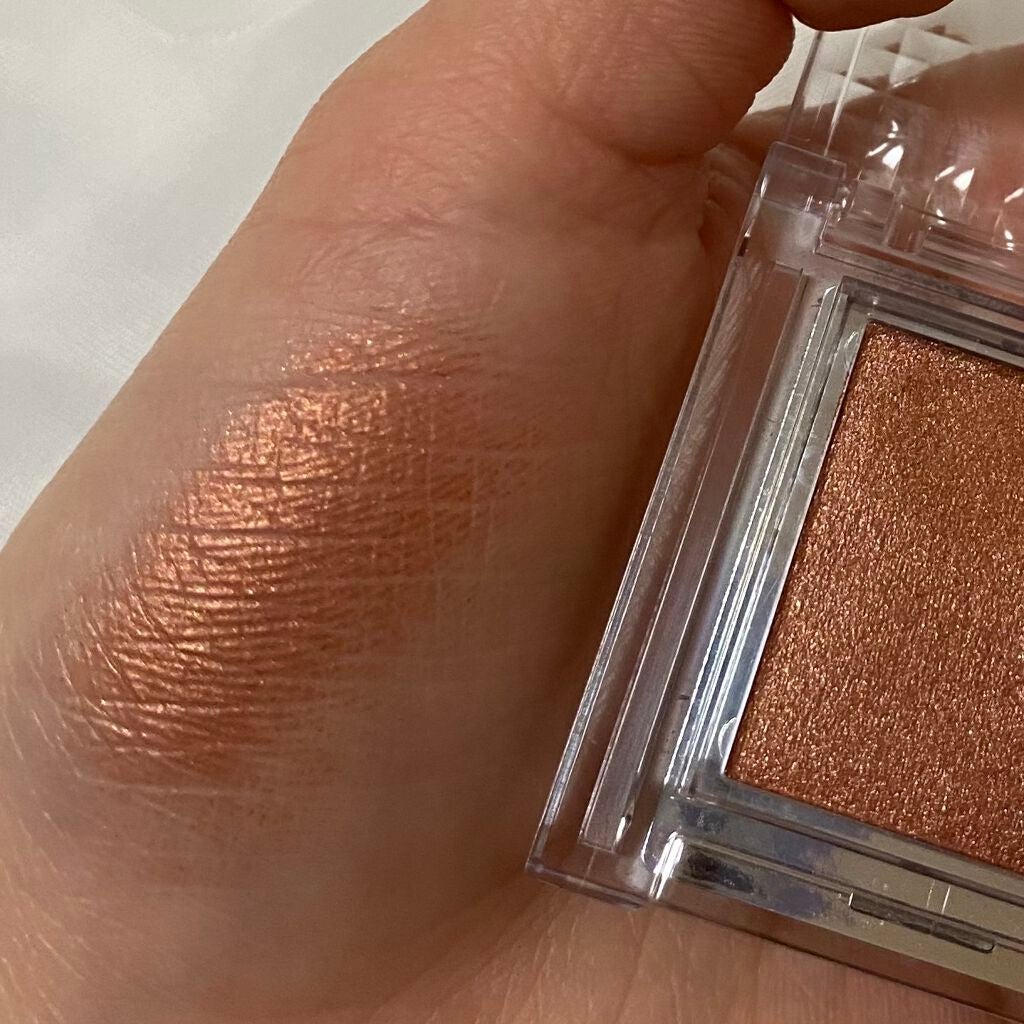 シングルカラーアイシャドウ/CEZANNE/単色アイシャドウを使ったクチコミ(2枚目)