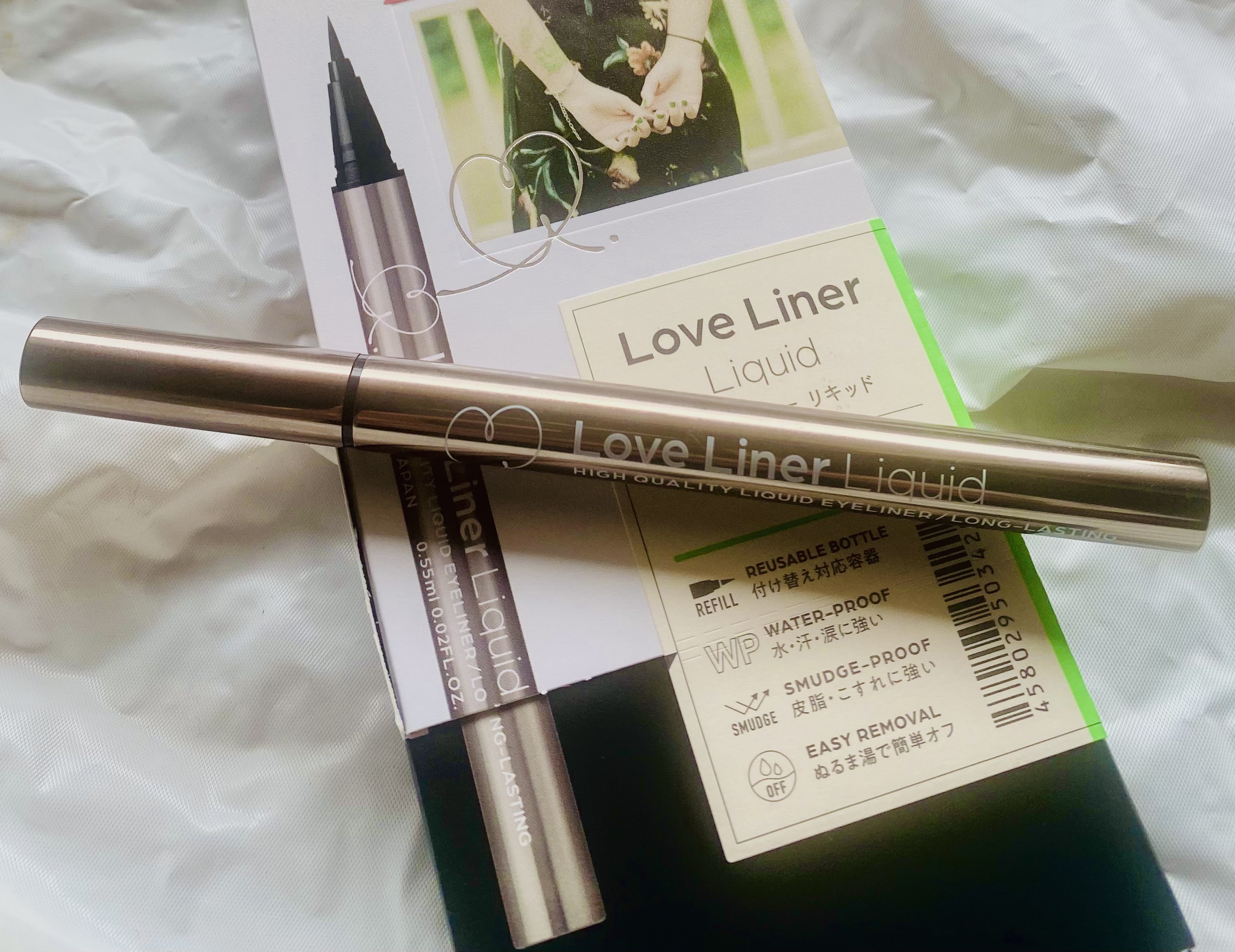 リキッドアイライナーR4/ラブ・ライナー/リキッドアイライナーを使ったクチコミ（1枚目）