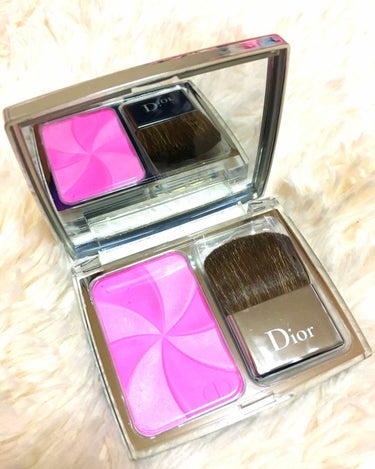 Dior ディオールスキン ロージー グロウのクチコミ「ディオール スキン ロージー グロウ
      002 ロリグロウ(限定色)

こちらの商品.....」（1枚目）