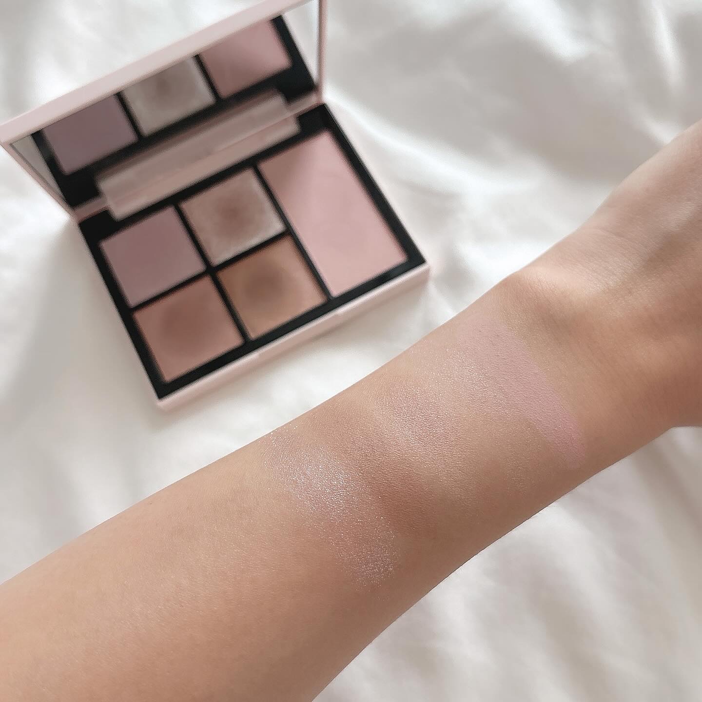 フィー 3Dボリューミンググロス/fwee/リップグロスを使ったクチコミ（3枚目）