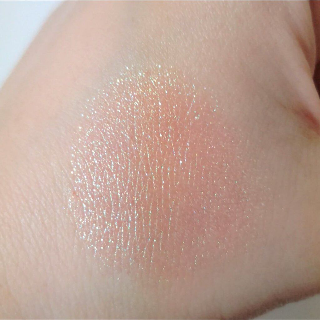 グリッター シャドウ カラー 03 コーラルサートン(CORAL SATURN)/rom&nd/グリッターを使ったクチコミ（3枚目）