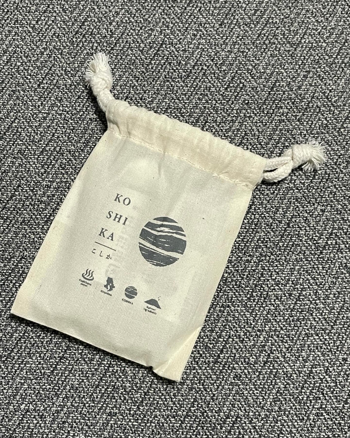 fantastic_blush on LIPS 「KOSHIKAのサンプル3点セットを使ってみました!化粧水は、..」(1枚目)