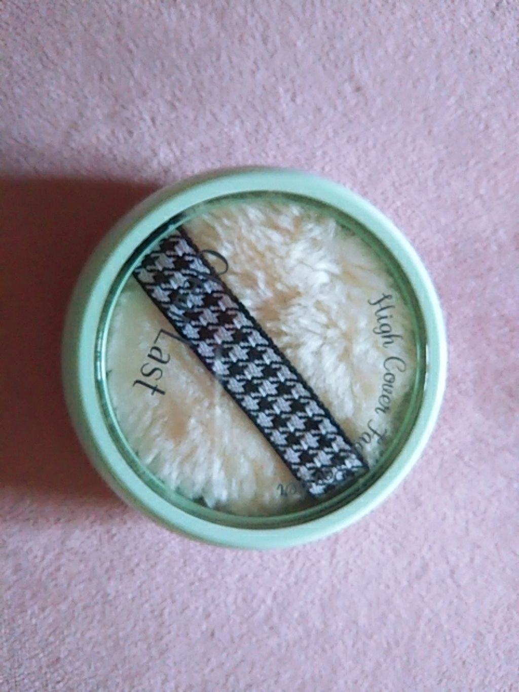 フェイスパウダー 薬用オークル/クリアラスト/プレストパウダーを使ったクチコミ(1枚目)