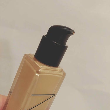 ナチュラルラディアント ロングウェアファンデーション/NARS/リキッドファンデーションを使ったクチコミ（2枚目）