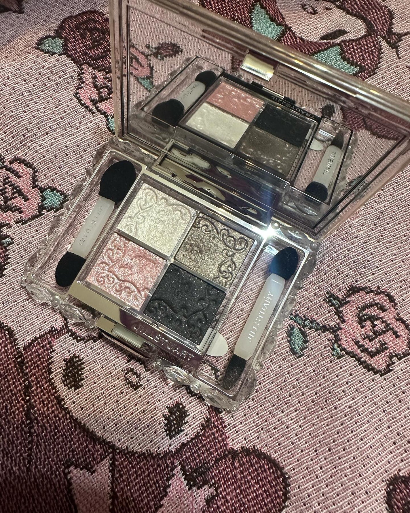 ツイードパーティコレクション (クリスマスコフレ 2016)/JILL STUART/メイクアップキットを使ったクチコミ(1枚目)