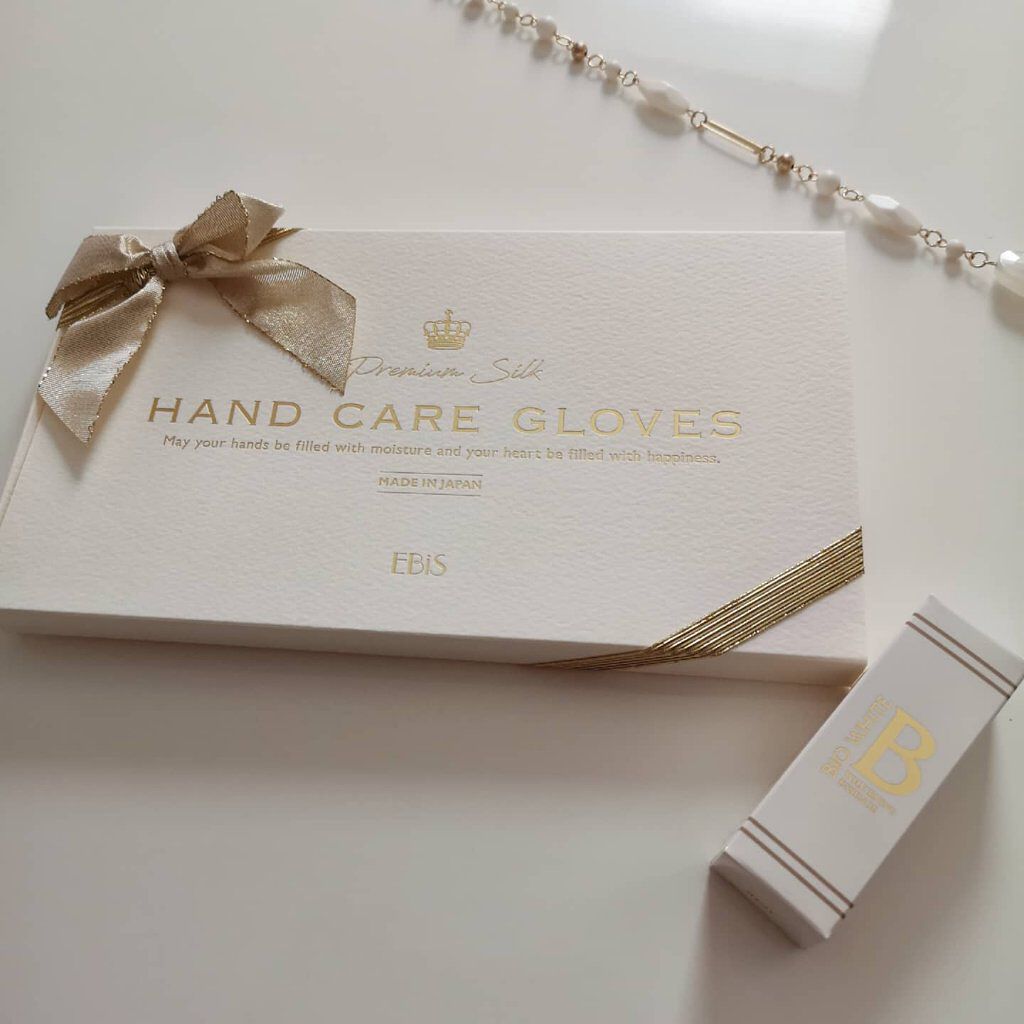EBiS原液美容液をしみ込ませたシルク手袋/EBiS化粧品/ボディグッズを使ったクチコミ(2枚目)