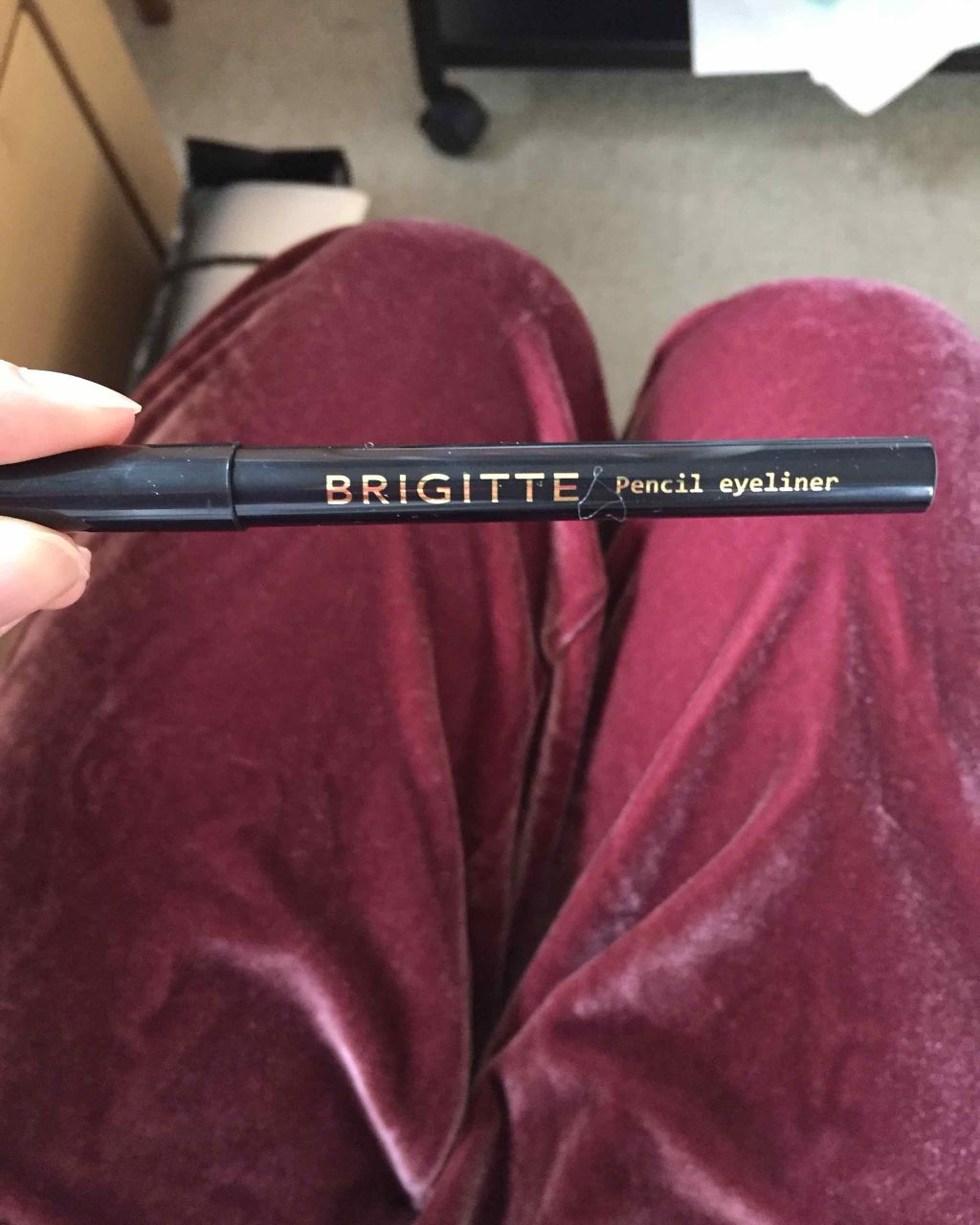 BRIGITTE スムースフィット ペンシルアイライナーのクチコミ「キャップが付いていて良いです

描きやすいですが滲みやすいです..」（1枚目）