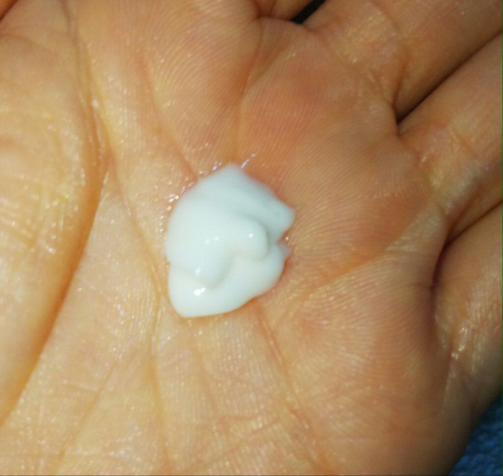 リアンナ ラ クレーム パルフェ/troisN/フェイスクリームを使ったクチコミ（2枚目）