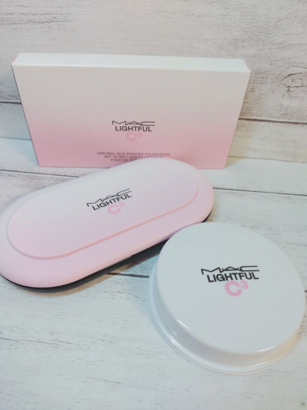 ライトフル Ｃ＋ティンティッド プライマーSPF45(PA++++)/M・A・C/化粧下地を使ったクチコミ（2枚目）