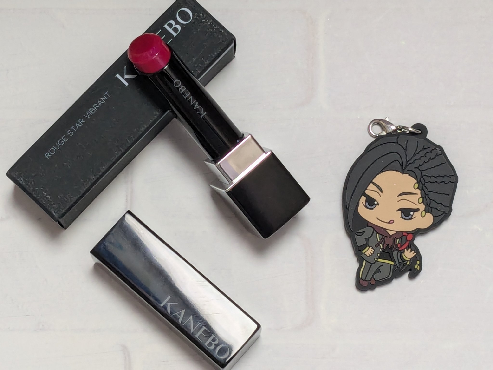 ルージュスターヴァイブラント/KANEBO/口紅を使ったクチコミ（1枚目）