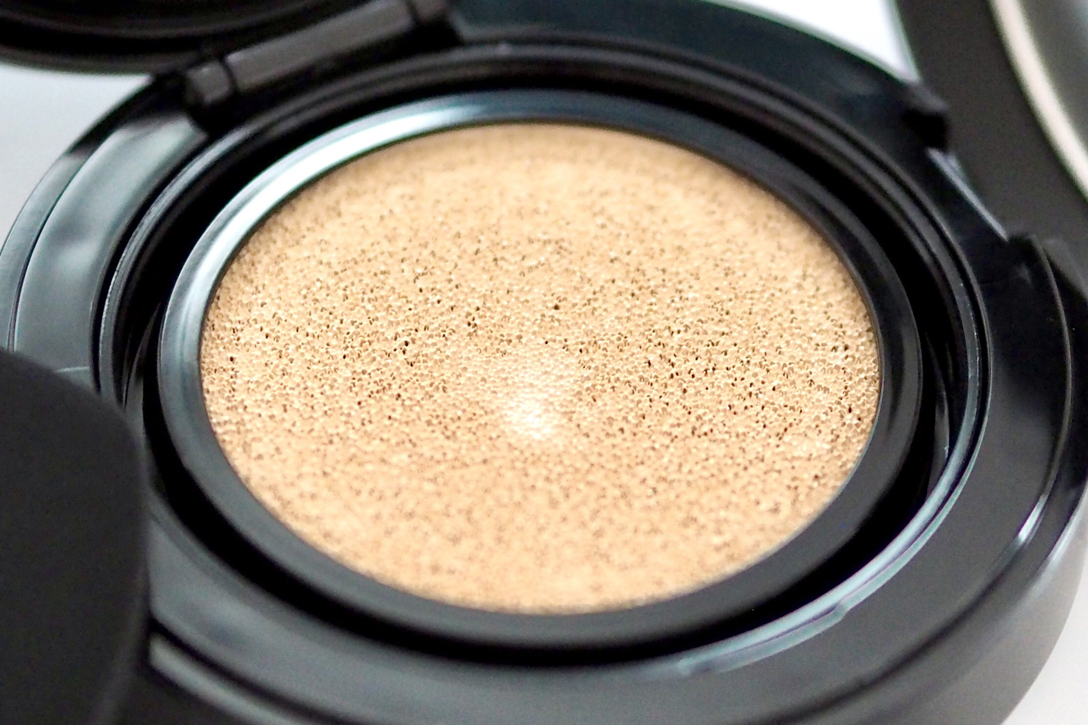 ディオール Dior Chère Jeanne クッションファンデーション 試してみたフォンドタン マット パフェ クッション Chère Jeanneの