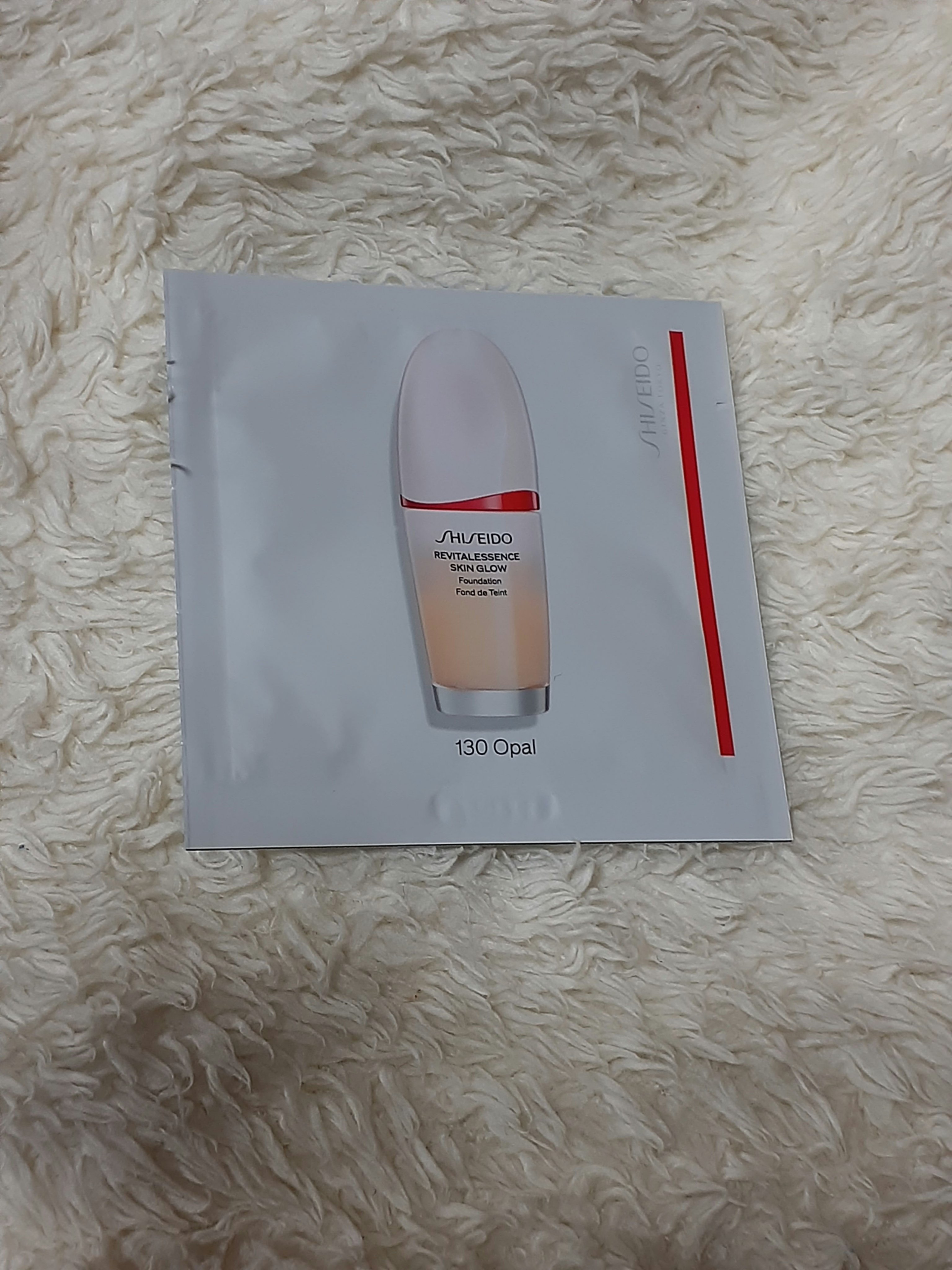 エッセンス スキングロウ ファンデーション 130 Opal/SHISEIDO/リキッドファンデーションを使ったクチコミ（1枚目）