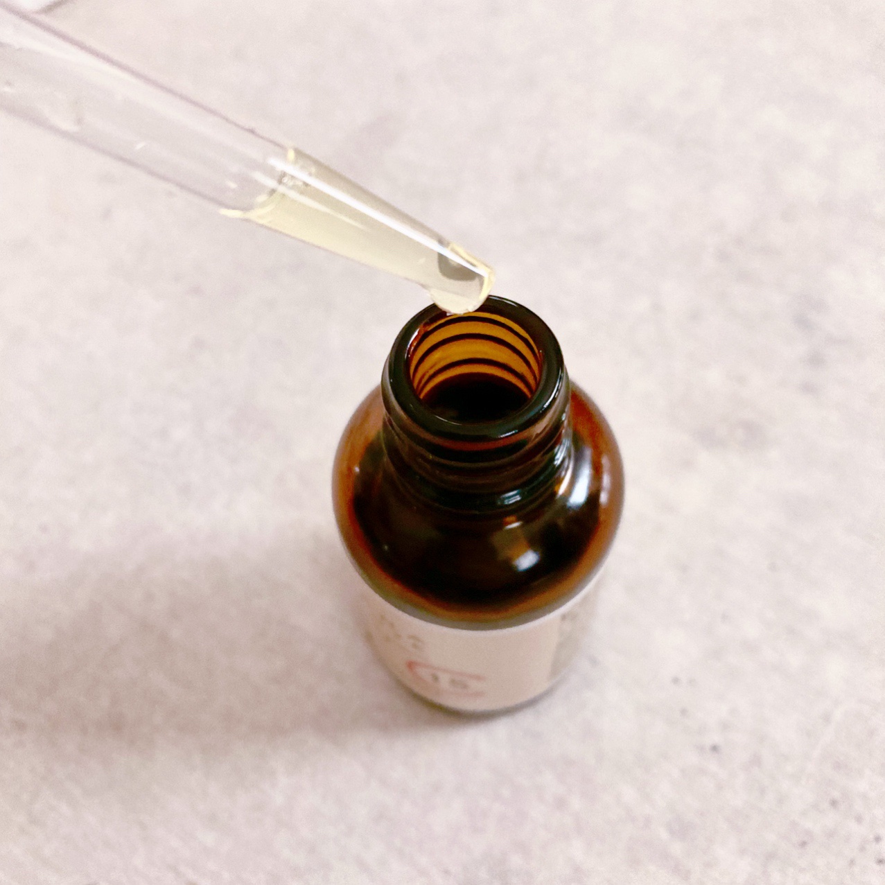 VC15特濃美容液/ケアナボーテ/美容液を使ったクチコミ（2枚目）