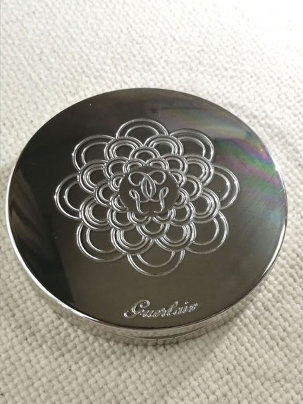 メテオリット コンパクト/GUERLAIN/プレストパウダーを使ったクチコミ(3枚目)