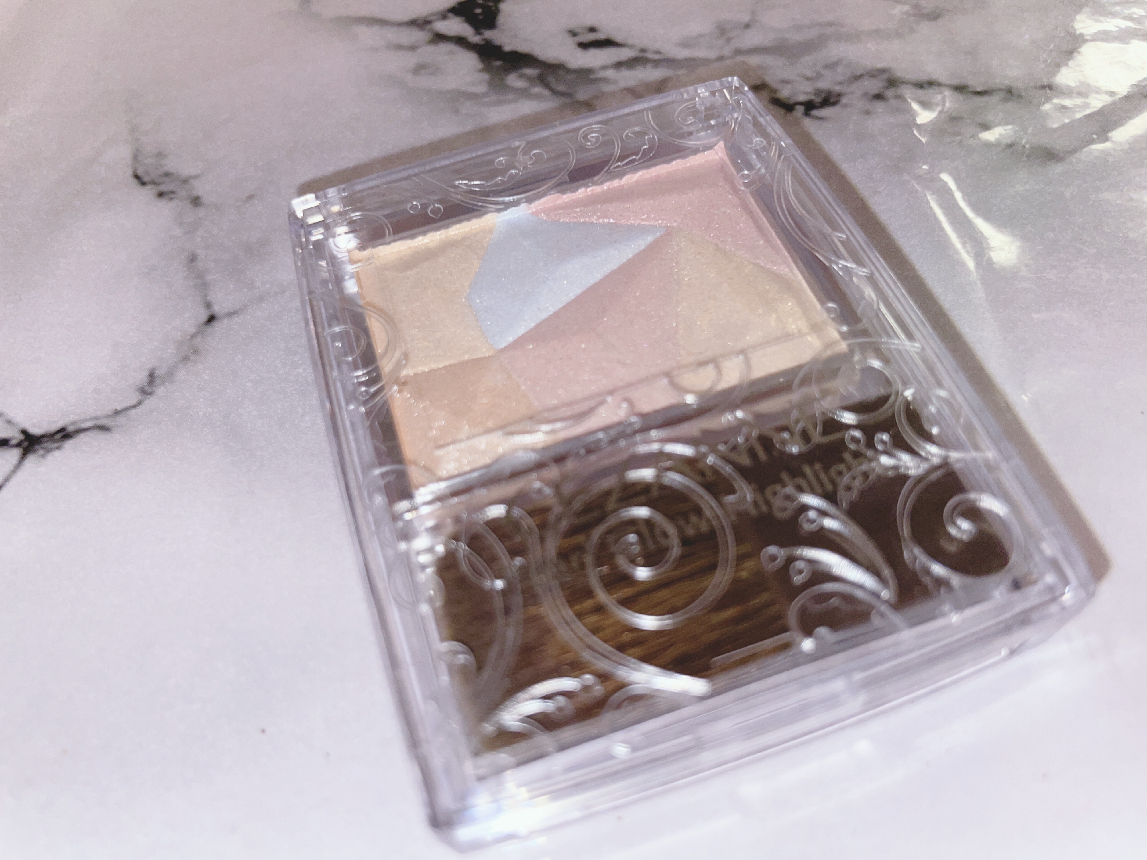 パールグロウハイライト/CEZANNE/ハイライト・シェーディングを使ったクチコミ（1枚目）