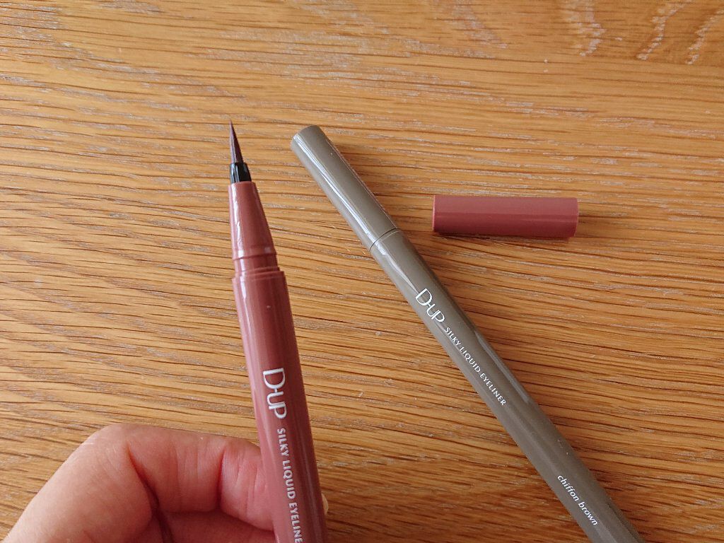 シルキーリキッドアイライナーWP/D-UP/リキッドアイライナーを使ったクチコミ(4枚目)