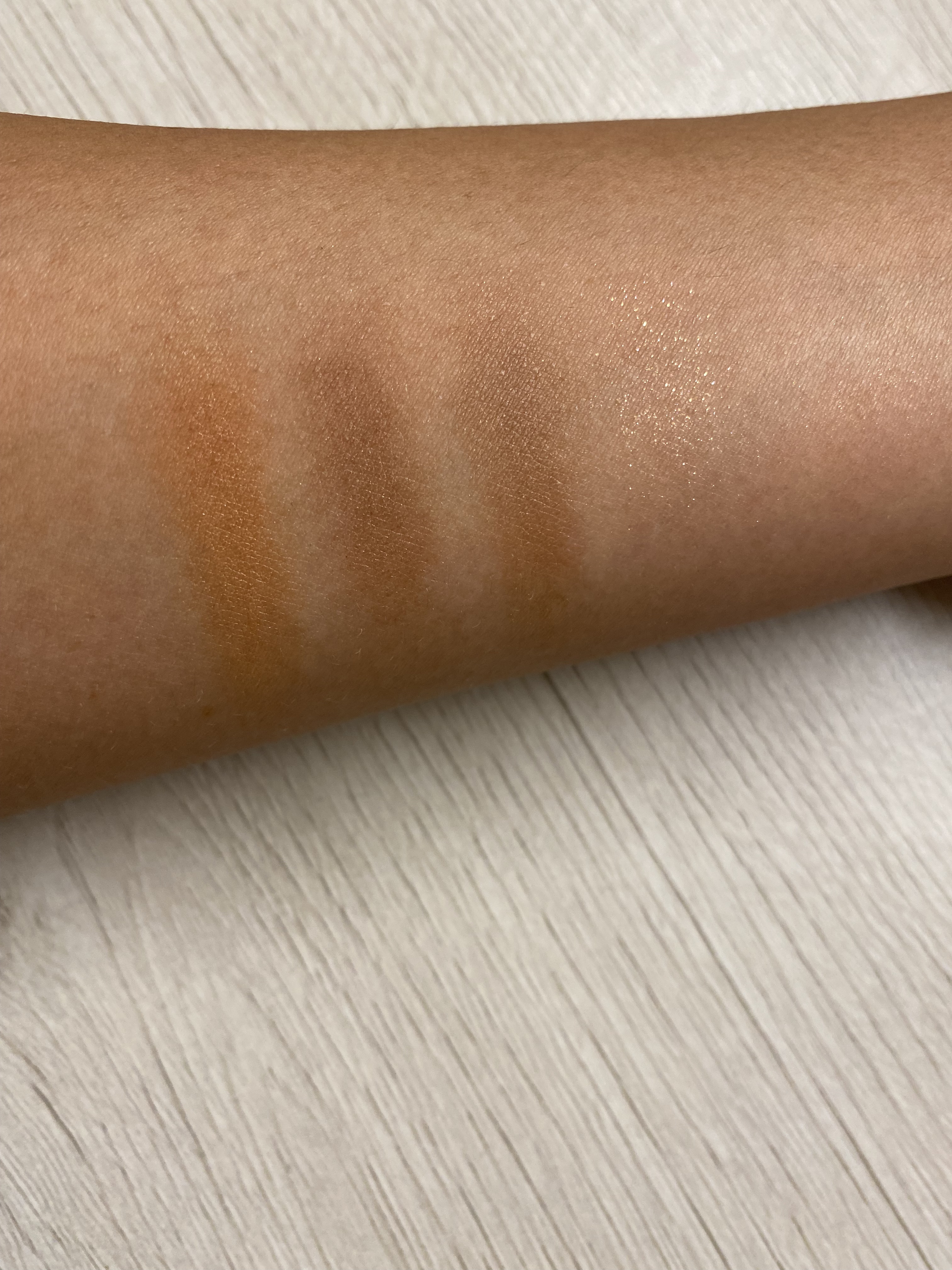 シルキースフレアイズ（マットタイプ）/キャンメイク/アイシャドウパレットを使ったクチコミ（3枚目）