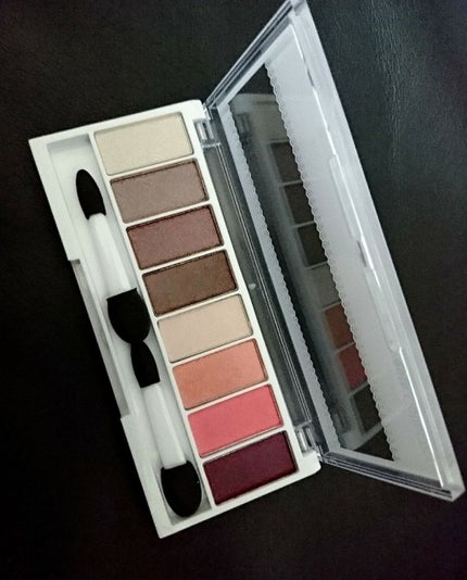 スイーツコレクション/マリブビューティー/アイシャドウパレットを使ったクチコミ(2枚目)