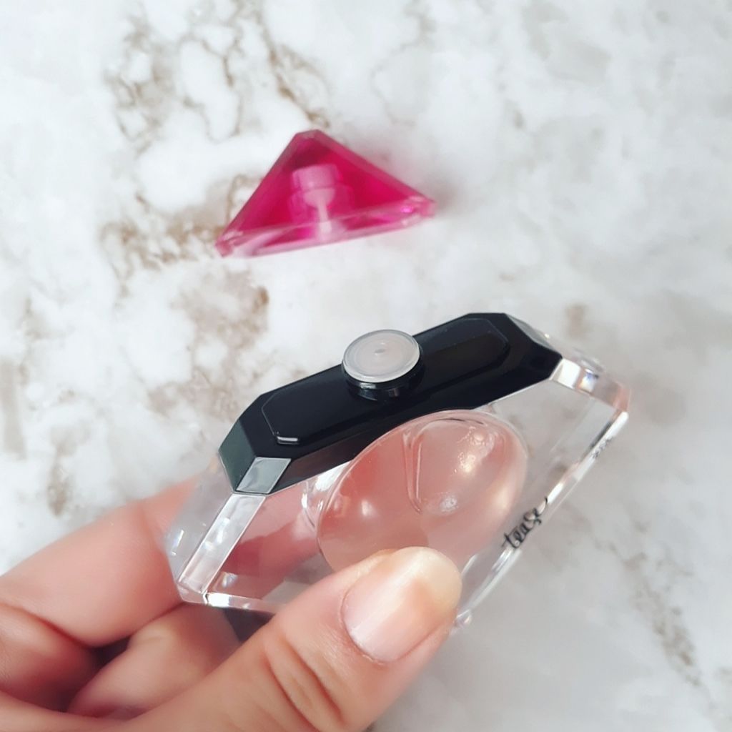 ティーズレブルフレグランスポップ/victoria's secret (ヴィクトリアズシークレット)/香水(レディース)を使ったクチコミ（3枚目）