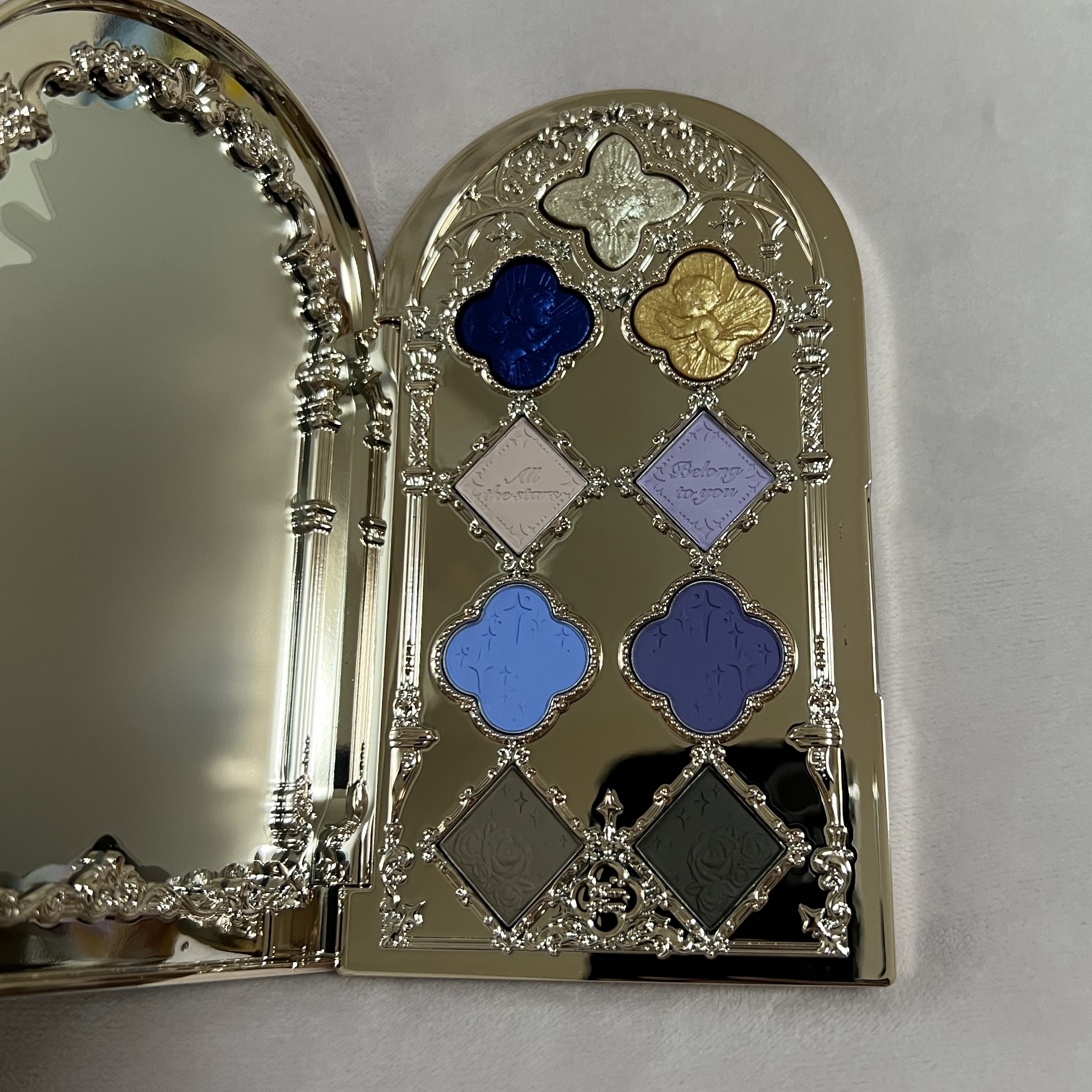 フラワーノーズ リトルエンジェルコレクション 9色アイシャドウパレット 02 Weeping Angel(哭泣天使)/FlowerKnows/アイシャドウパレットを使ったクチコミ（2枚目）