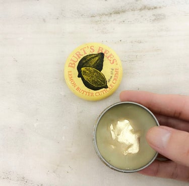 BURT'S BEES キューティクル クリームのクチコミ「10日に一度ネイルオフし栄養補給しています。
そろそろ底見え。ナチュラルコスメのパイオニア
「.....」（1枚目）