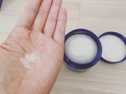 ニベア ロイヤルブルーボディクリーム うるおい密封ケア/ニベア/ボディクリームを使ったクチコミ(3枚目)