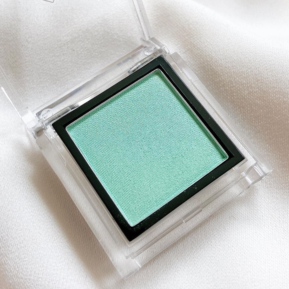 eyeshadow/SLN/単色アイシャドウを使ったクチコミ（2枚目）