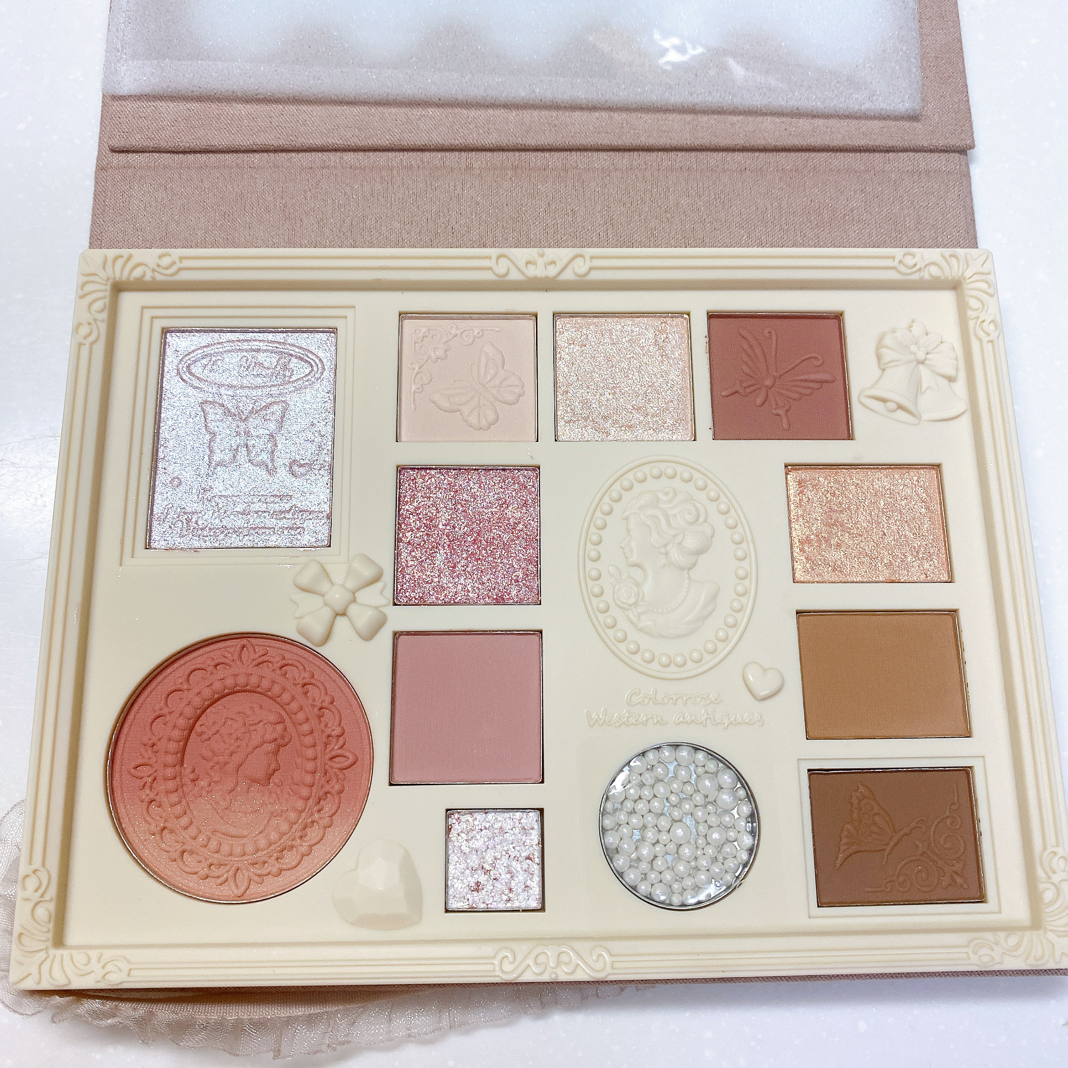 女王のカメオマルチパレット  01 シャルロット/COLORROSE/マルチパレットを使ったクチコミ（1枚目）