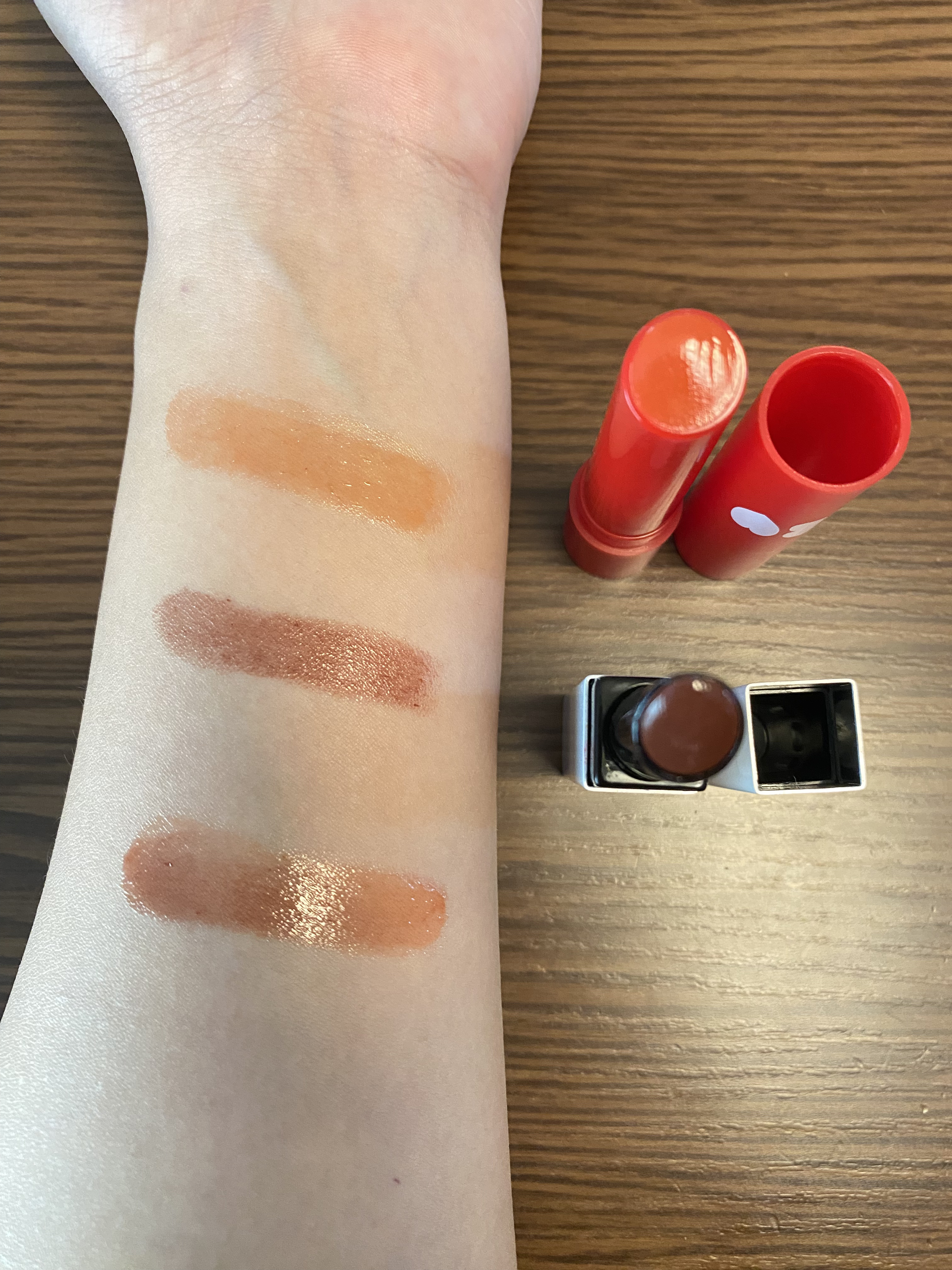 アディクション ザ リップバーム グロウティント 008 Date at Opera/ADDICTION/リップティントを使ったクチコミ（3枚目）