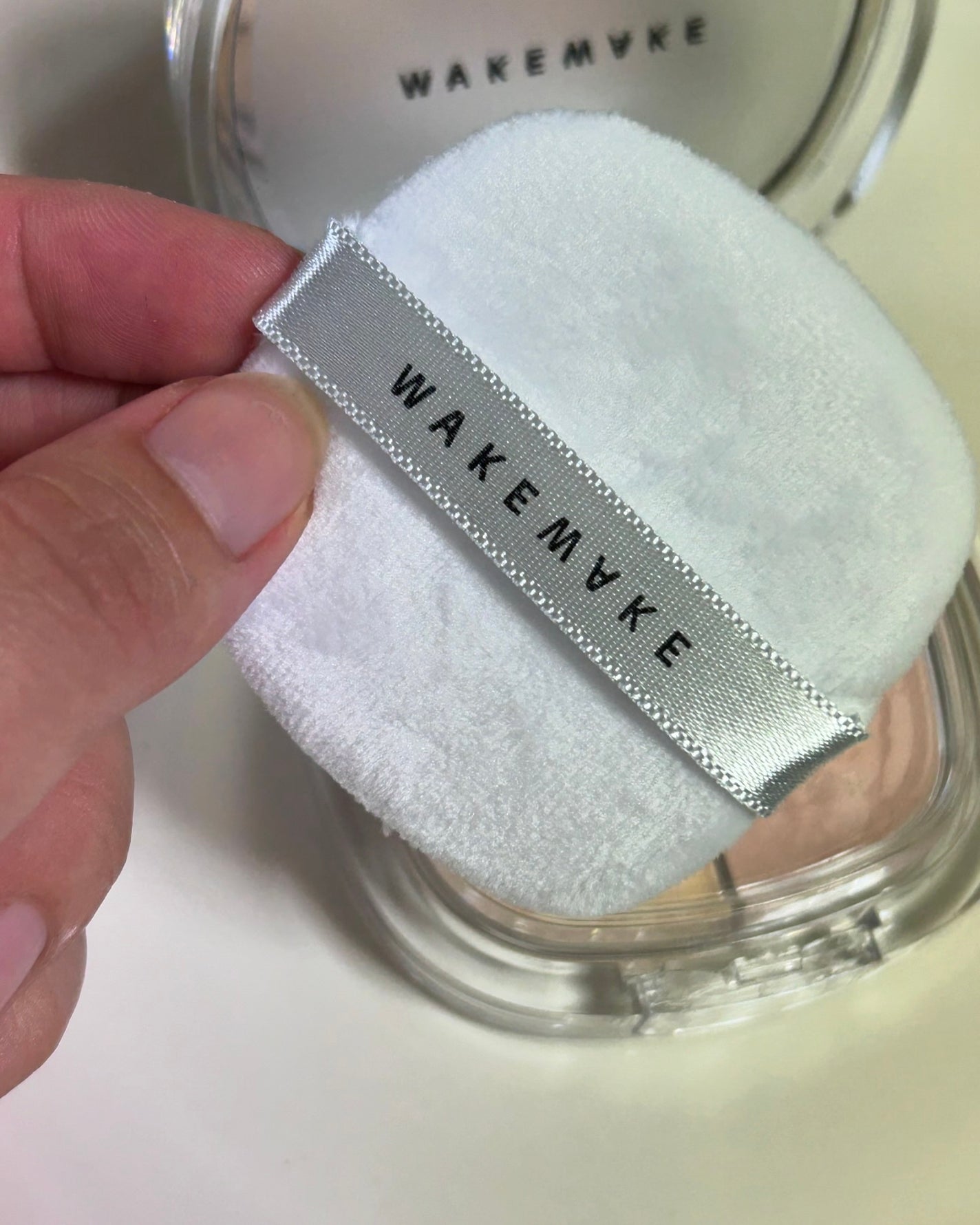 sakura on LIPS 「WAKEMAKEのパウダーでサラッと続く…使ってみたのはWAK..」(3枚目)