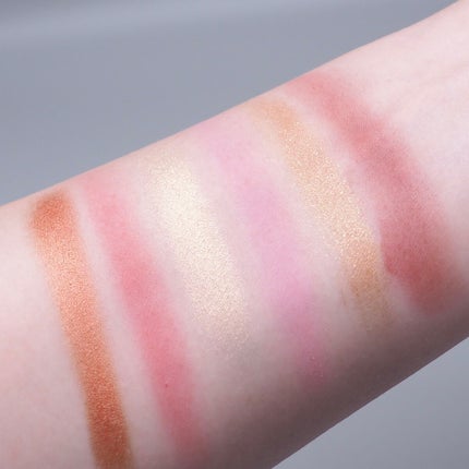 ちゃんろみ on LIPS 「\今年もやってきたMEGA母艦!/今年はカラフルポップだね😚ー..」(7枚目)