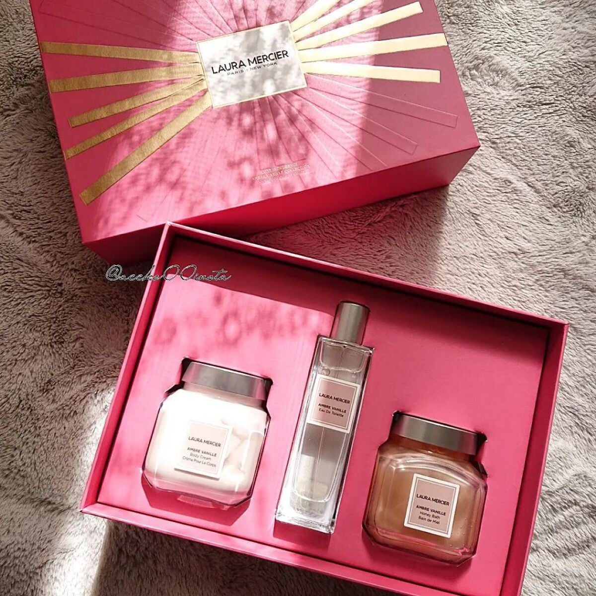 リュクス インダルジェンス アンバーバニラ コレクション/ローラ メルシエ/その他キットセットを使ったクチコミ(2枚目)