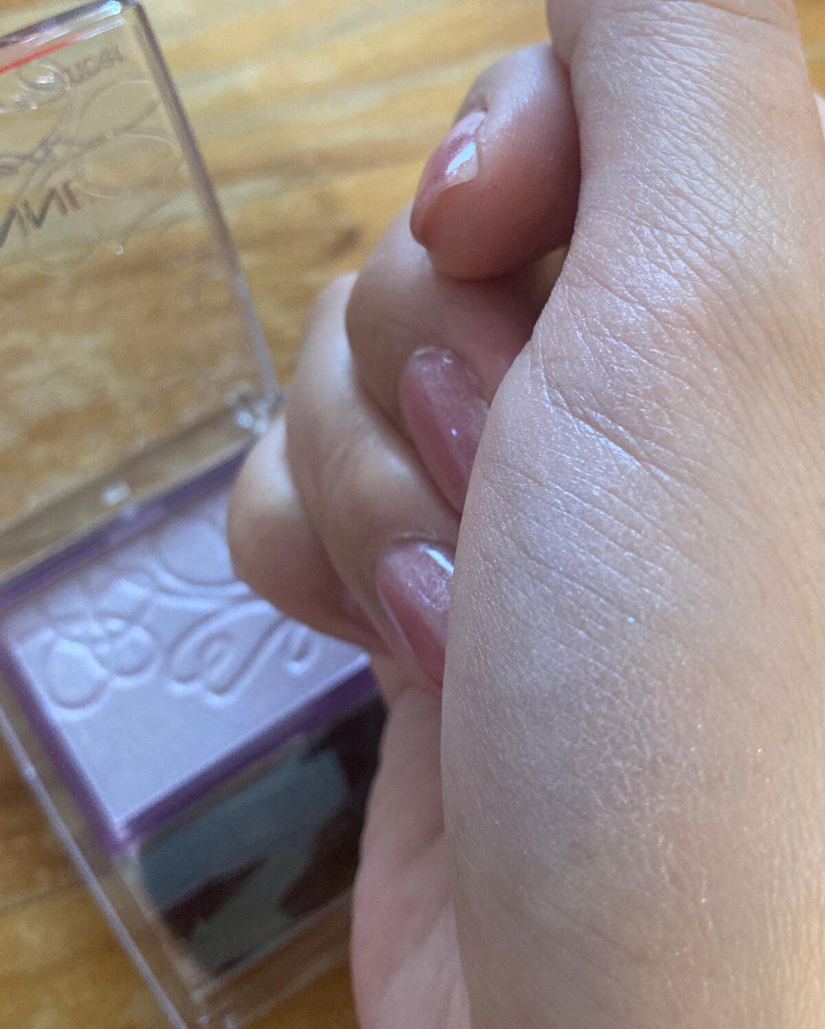 パールグロウニュアンサー/CEZANNE/パウダーハイライトを使ったクチコミ（3枚目）