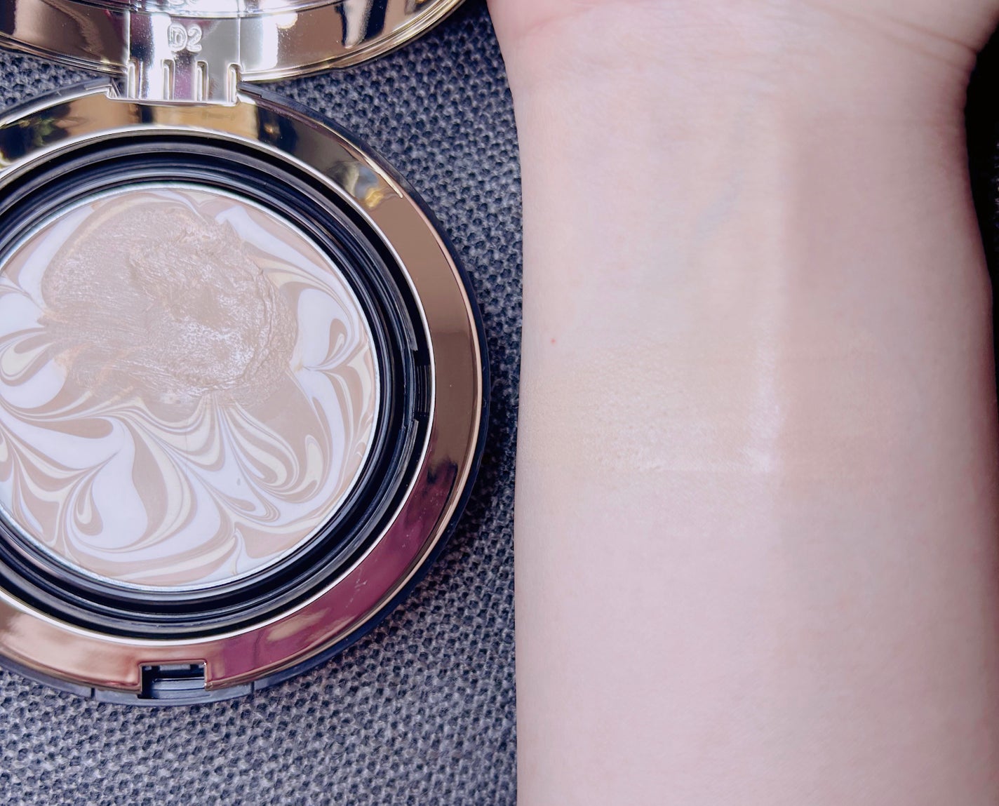 SIGNATURE ESSENCE COVER PACT /AGE20’s/クリーム・エマルジョンファンデーションを使ったクチコミ(3枚目)