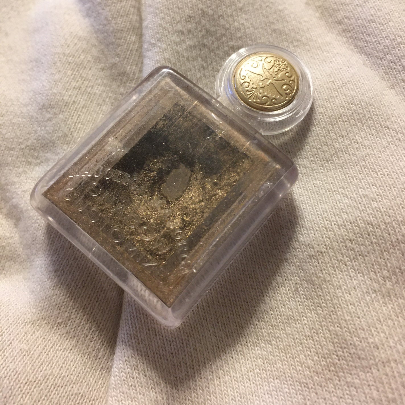 シャドーカスタマイズ/MAJOLICA MAJORCA/単色アイシャドウを使ったクチコミ(1枚目)