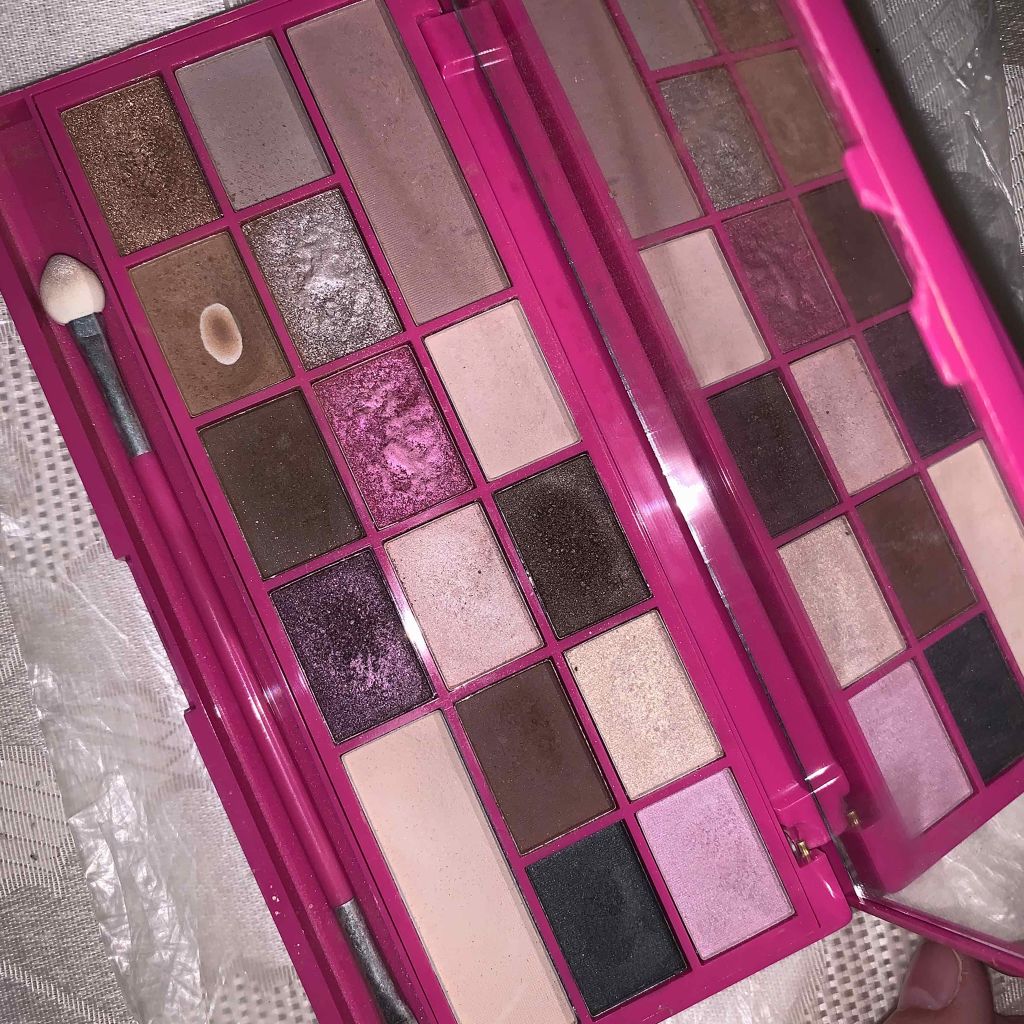 アイラブチョコレート チョコレート ラブ/MAKEUP REVOLUTION/アイシャドウパレットを使ったクチコミ（2枚目）