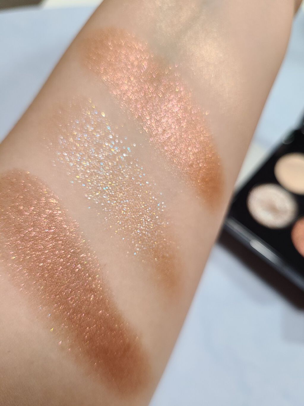 ROEN BEAUTY Eye Shadow Palette/ROEN BEAUTY /アイシャドウパレットを使ったクチコミ(3枚目)