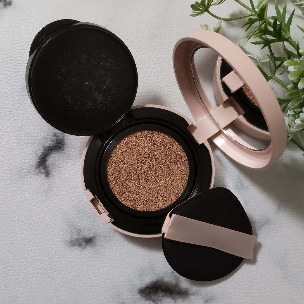 クッションファンデーション/CEZANNE/クッションファンデーションを使ったクチコミ（2枚目）