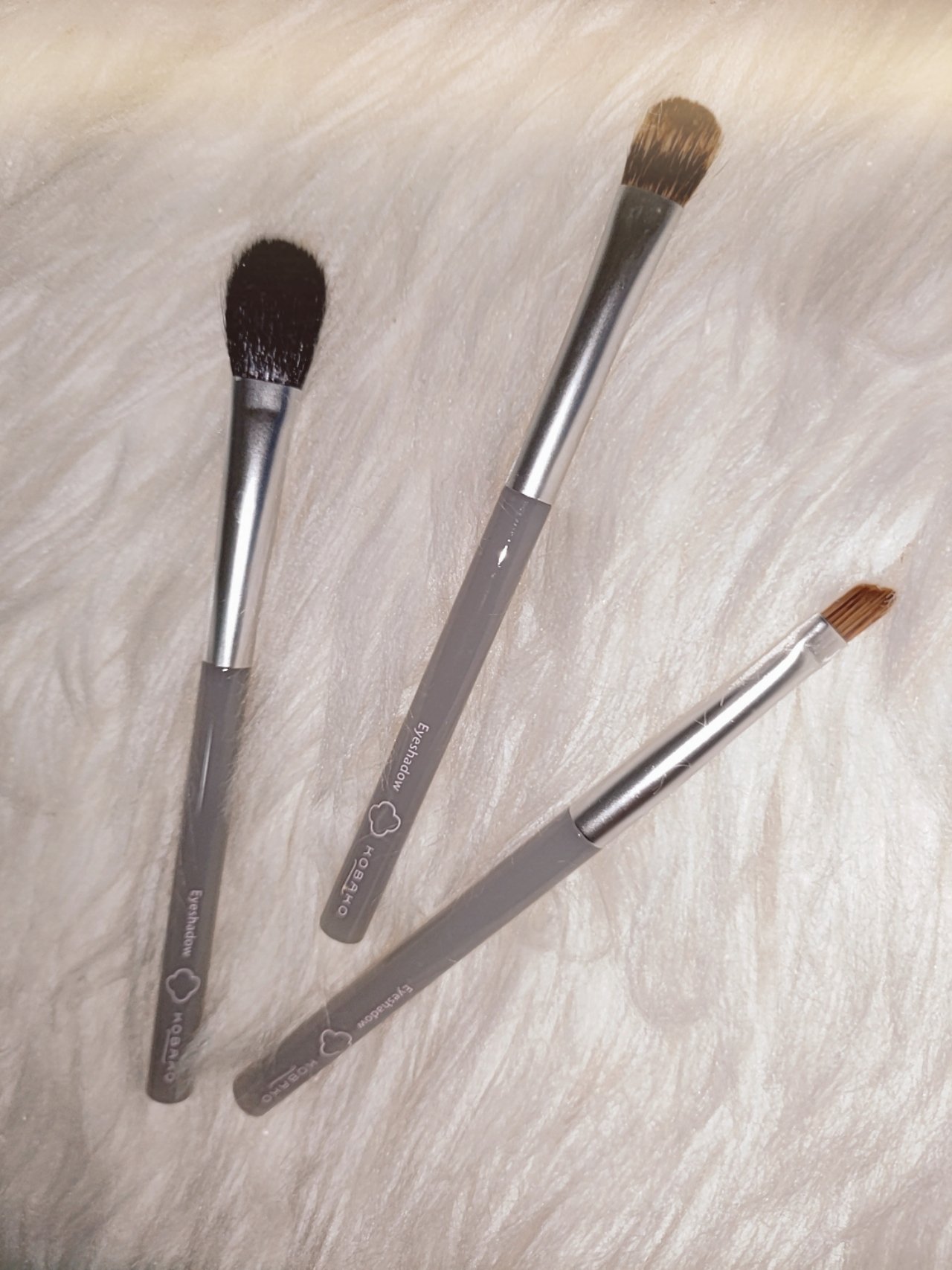 KOBAKO アイシャドウブラシB/KOBAKO/メイクブラシを使ったクチコミ（3枚目）