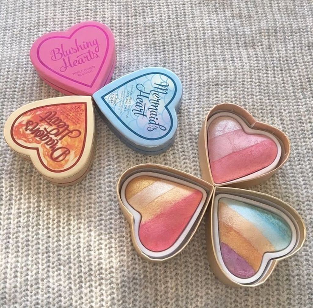 ブラッシング ハート/MAKEUP REVOLUTION/パウダーチークを使ったクチコミ（1枚目）