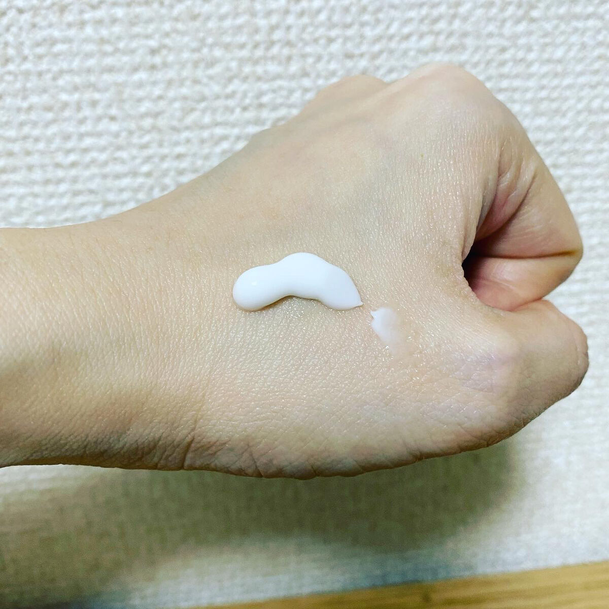 エスト インテンシブ ボディセラム/est/ボディクリームを使ったクチコミ（2枚目）